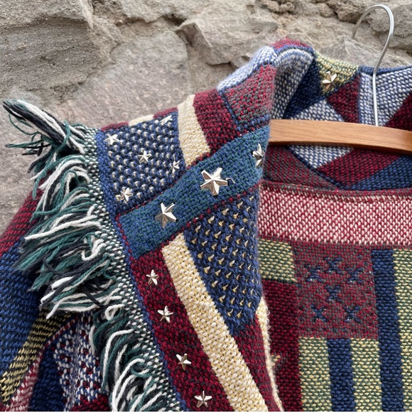 Handcrafted | Reworked Tapestry Fringe Blanket Cardigan Coat Quilt-Look Pattern - Picture 12 of 16
